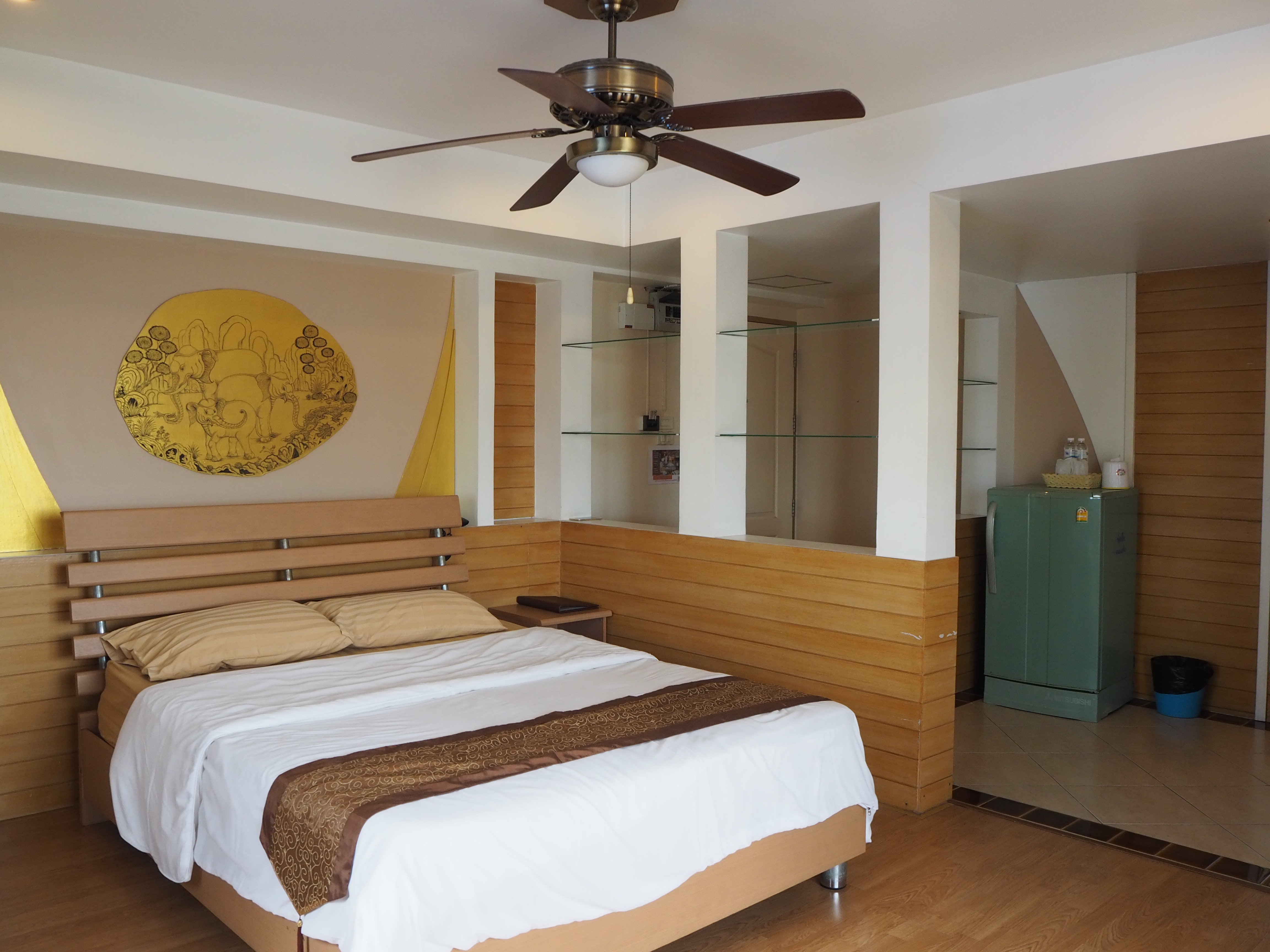 ห้องมาตรฐาน C719 (Deluxe Corner)