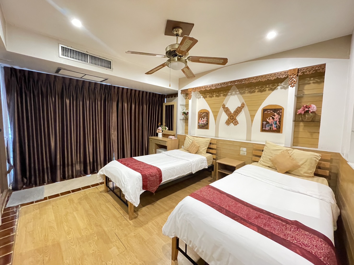 ห้องซูพีเรีย ทวินท์ C-715 (Superior Twin)